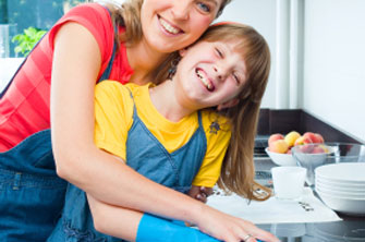 Faire le ménage en famille est une bonne idée… pour vous et vos enfants!